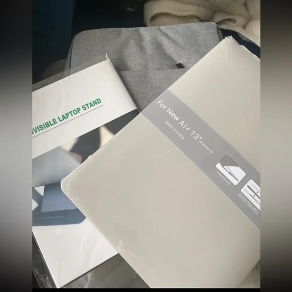 MacBook Air 13”‎ case bundle